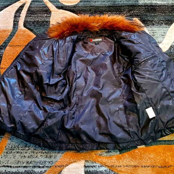 FLASH GEO Down Jacket - Size S/P - Barely Worn - Picture 7 of 10